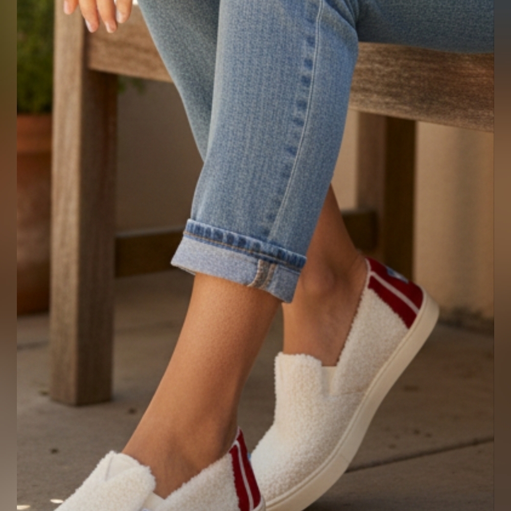 TOMS‎ ALPARGATA CUPSOLE NATURAL FAUX SHEARLING UPPER NWT Winter Fall Cozy Size 9